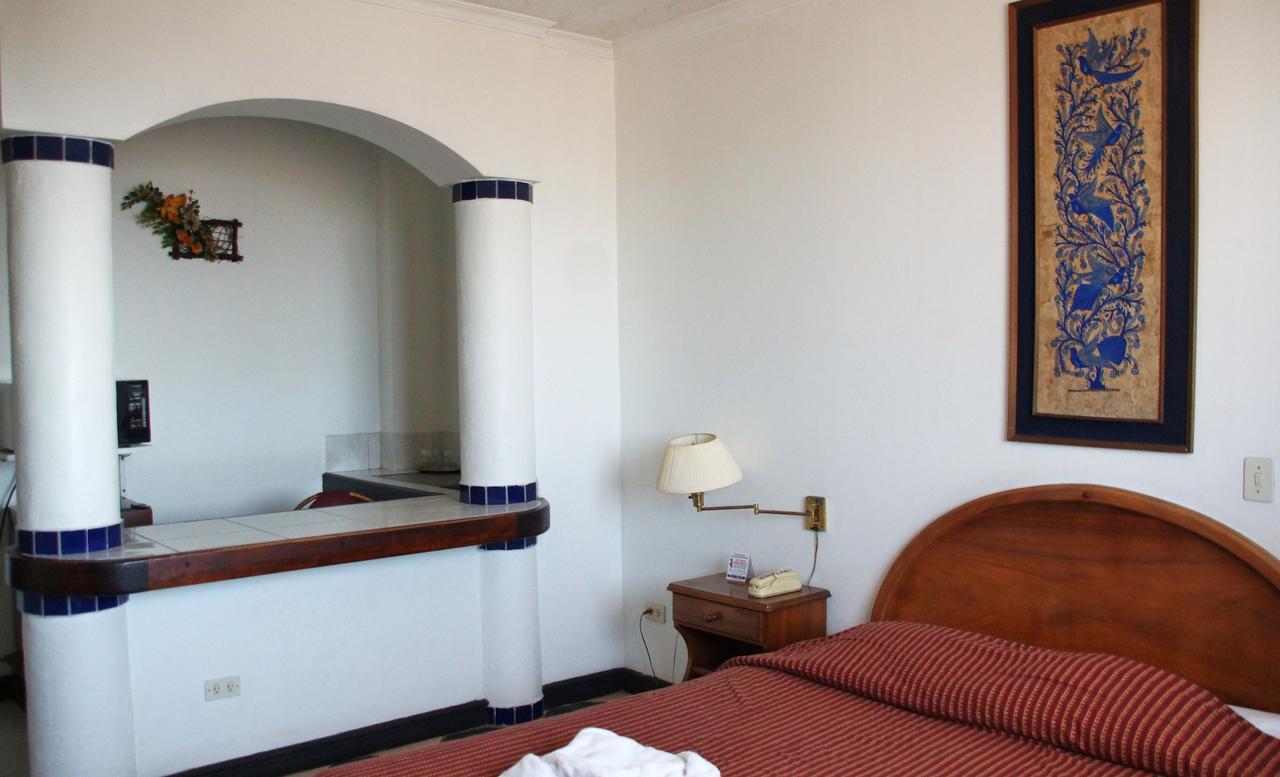 Hotel Valladolid Ередія Екстер'єр фото